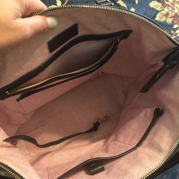 Dooney & Bourke large black leather satchel bag - Picture 3 of 7